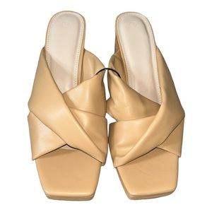 Women's Tan Slip-On Shoes